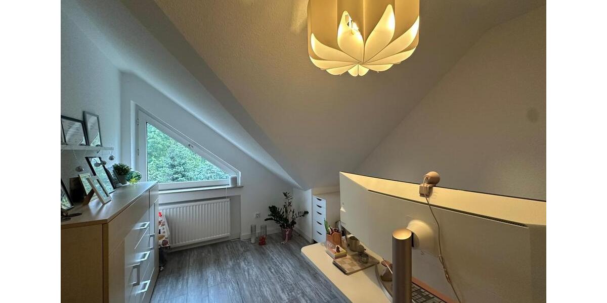 Dachgeschoßwohnung Waltrop - 5 Zimmer, 86 m&sup2;, 209.000&euro; | Angebot:27081288