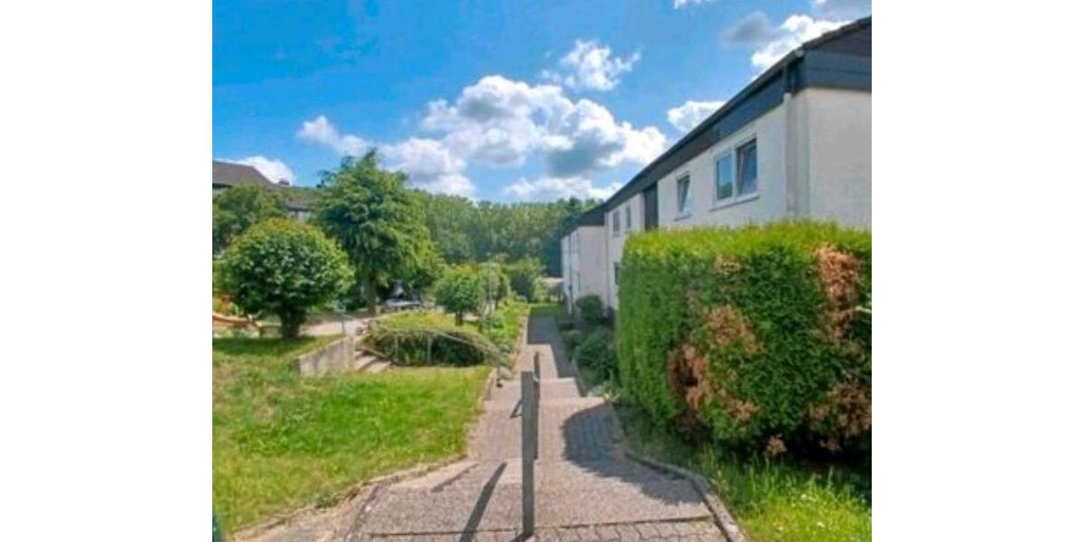 Erdgeschosswohnung mit Garten und Grage 3 zimmer