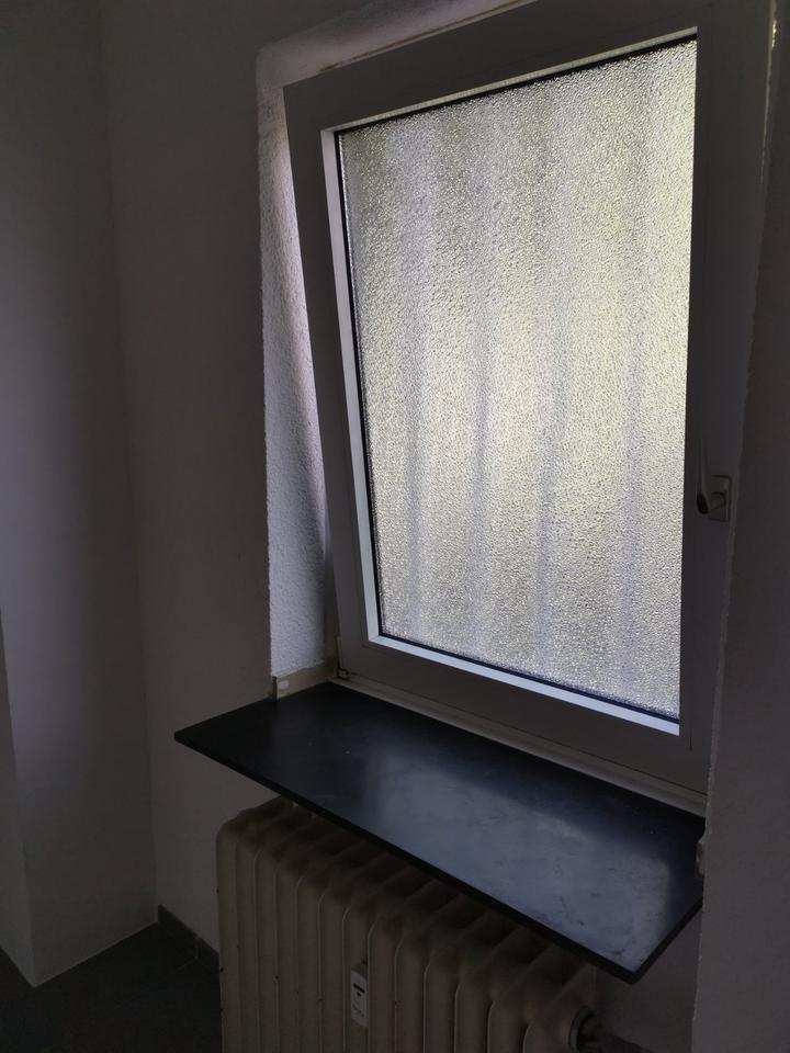 Helle 1,5-Zimmer-Wohnung Nähe Rathausgalerie – zentral&uni-nah zimmer