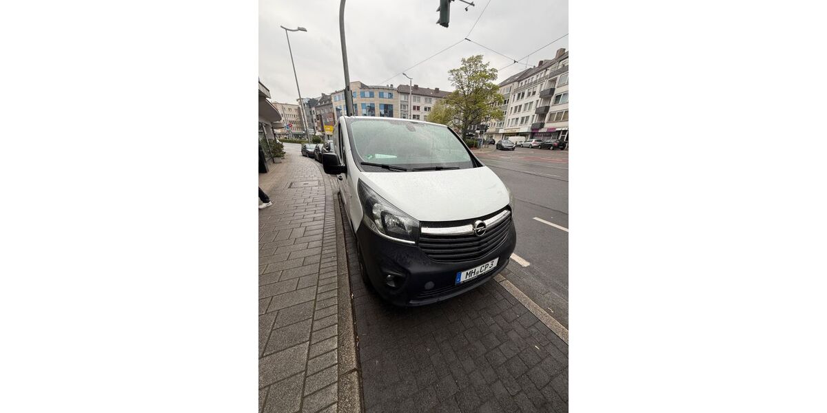 Opel Vivaro 91.000 km 9.800 &euro; Mülheim an der Ruhr 45481