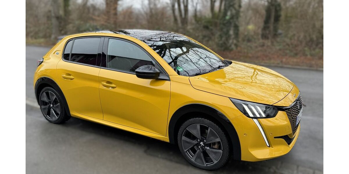 Peugeot 208 85.000 km 10.500 &euro; Dortmund 44225