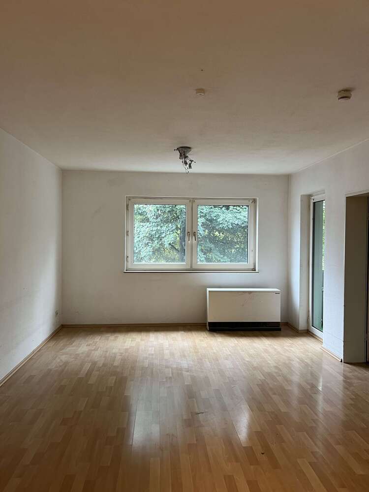 Wohnung zum Mieten in Essen 330 € 41.87 m²