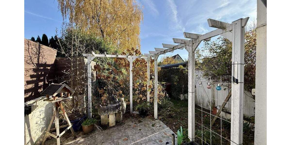 Reihenmittelhaus Gladbeck Schultendorf - 3 Zimmer, 80 m&sup2;, 200.000&euro; | Angebot:25190759