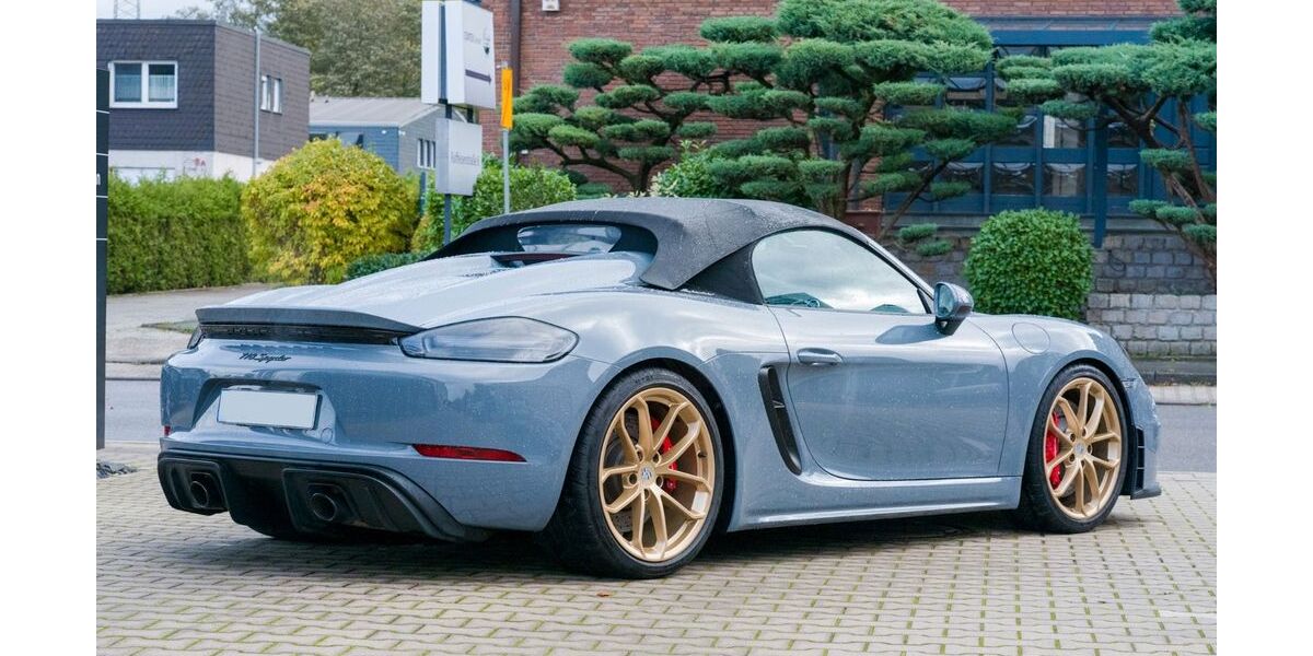 Porsche Boxster 18.295 km 109.900 € Bottrop-Kirchhellen 46244