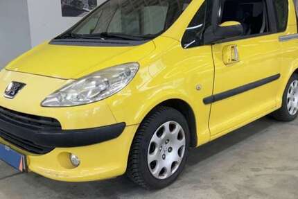 Peugeot 1007 113.000 km 3.000 &euro; bochum 44787
