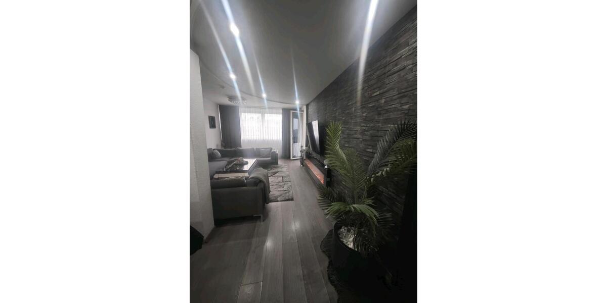 Etagenwohnung Bochum Laer - 3.5 Zimmer, 80 m&sup2;, 750&euro; | Angebot:25221218