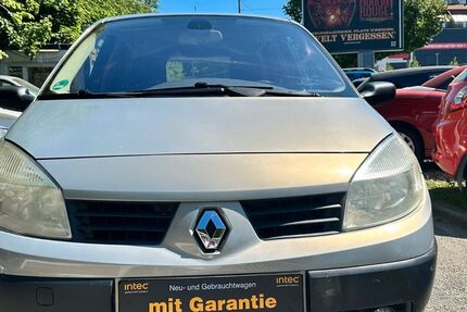 Renault Scenic 162.048 km 1.999 € Essen 45145