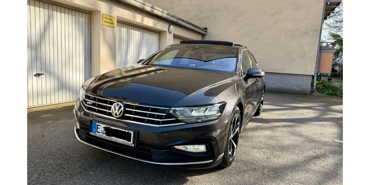 VW Passat 98.500 km 24.500 &euro; Essen 45329