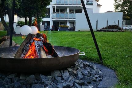 Moderne 2,5-Zimmer-Wohnung mit Balkon ins Grüne, Baujahr 2021! zimmer