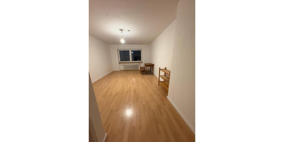 Erdgeschoßwohnung Bochum Eppendorf - 1 Zimmer, 34 m&sup2;, 400&euro; | Angebot:25806803