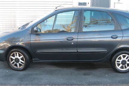 Renault Megane 193.000 km 1.100 &euro; Dortmund 44287