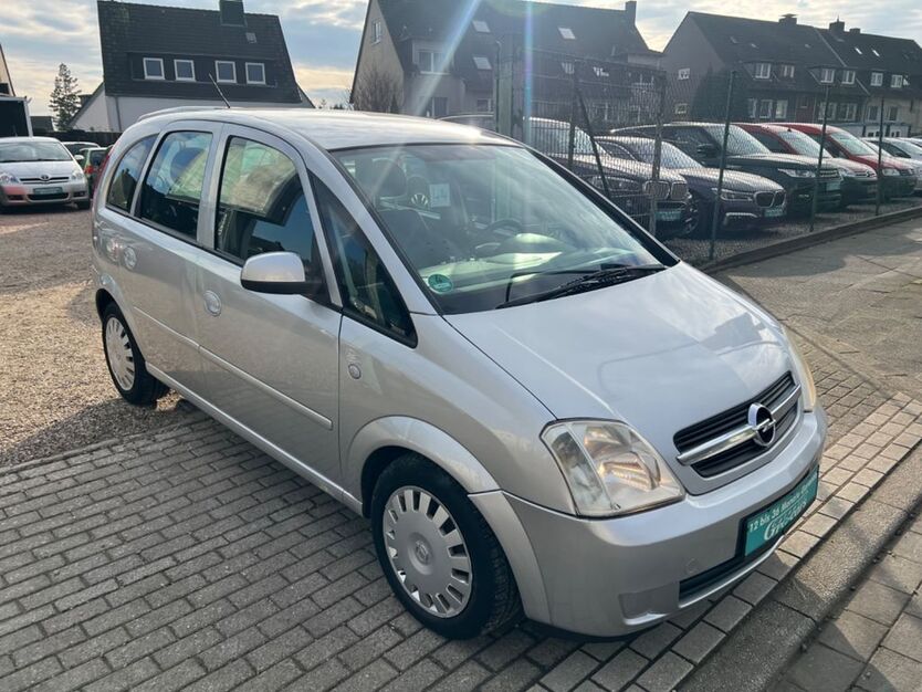 Opel Meriva 117.000 km 1.999 € Essen 45355