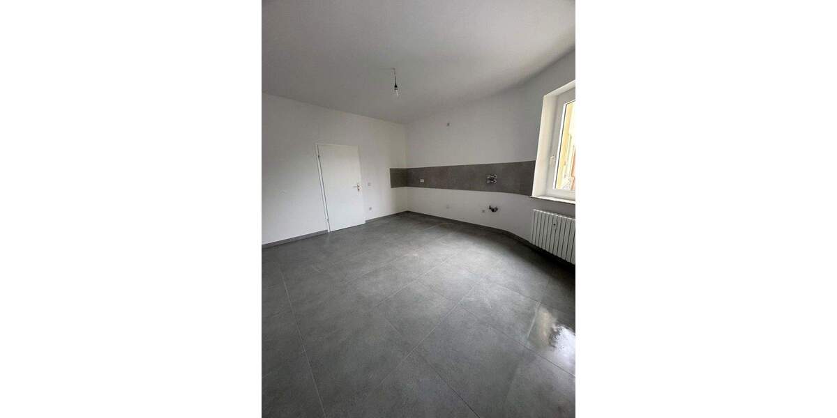 Etagenwohnung Witten Annen - 3 Zimmer, 85 m&sup2;, 890&euro; | Angebot:25341275