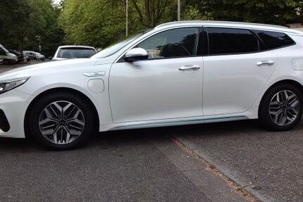 Kia Optima 111.800 km 14.500 € Essen 45276