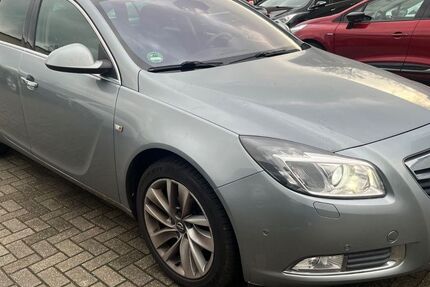Opel Insignia 188.000 km 5.490 &euro; Marl 45772