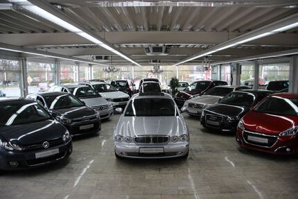 Jaguar XJ 180.000 km 8.990 € Essen 45356