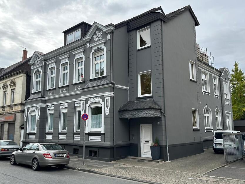 kernsanierte Altbauwohnung im 1.OG zimmer