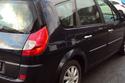 Renault Scenic 230.000 km 2.000 € Hagen 58091