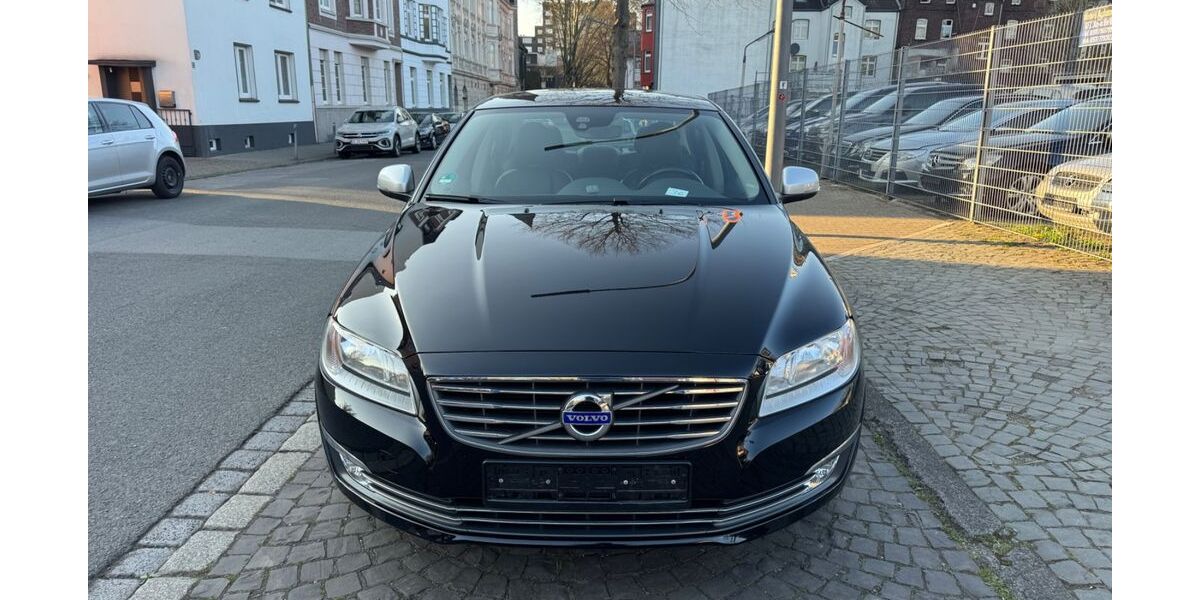 Volvo S80 123.000 km 13.299 &euro; Gelsenkirchen 45879