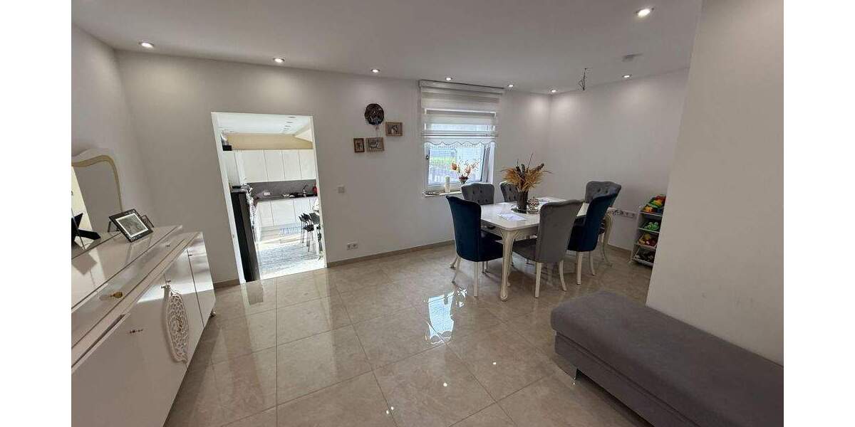 Reihenmittelhaus Herten Langenbochum - 4 Zimmer, 95 m&sup2;, 320.000&euro; | Angebot:24486969