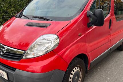 Opel Vivaro 147.000 km 6.400 € Witten 58454