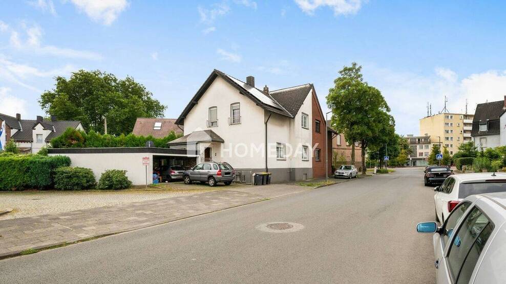 Doppelhaushälfte mit modernisierter Ausstattung, Doppelgarage und nachhaltiger Energieversorgung 5 zimmer