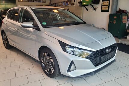 Hyundai i20 61.200 km 13.750 € Oberhausen 46049