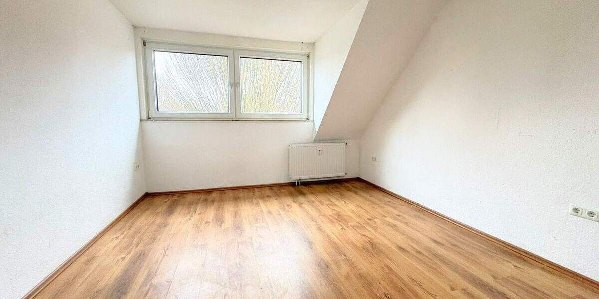 Etagenwohnung Gelsenkirchen Neustadt - 3 Zimmer, 80 m&sup2;, 490&euro; | Angebot:24269229