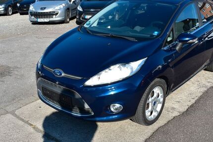 Ford Fiesta 69.990 km 7.980 € Oberhausen 46145