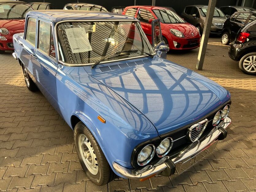 Alfa Romeo Giulia 52.195 km 22.500 € Essen 45239