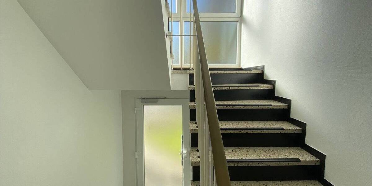 Helle 2-Zimmer-Eigentumswohnung mit Balkon und PKW-Garage 2 zimmer