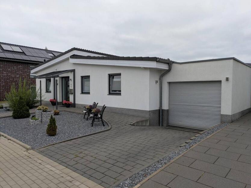 Ohne Makler: Bungalow (Barrierefreimit Pool) in Dortmund-Brecht. zimmer