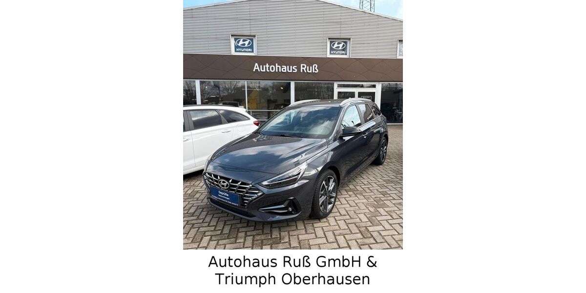 Hyundai i30 42.465 km 17.490 &euro; Oberhausen 46049