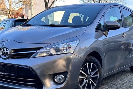 Toyota Verso 89.900 km 10.490 &euro; Dortmund 44149