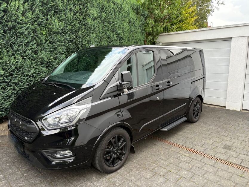 Ford Tourneo Custom 71.000 km 35.900 € Hagen 58093