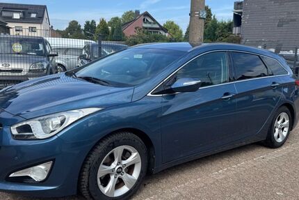 Hyundai i40 115.125 km 9.400 € Datteln 45711