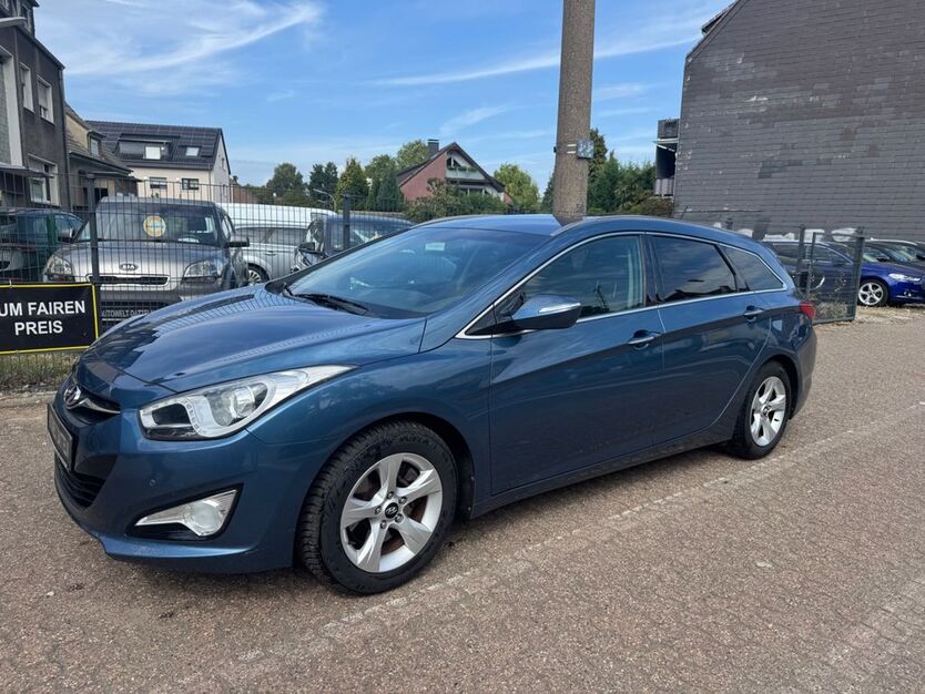 Hyundai i40 115.125 km 9.400 € Datteln 45711