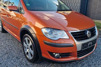 VW Touran 283.000 km 3.390 &euro; Oberhausen 46145