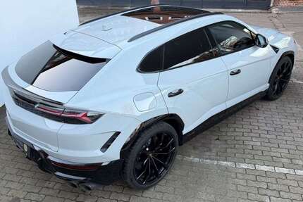 Lamborghini Urus 1.900 km 339.031 &euro; Dortmund 44141