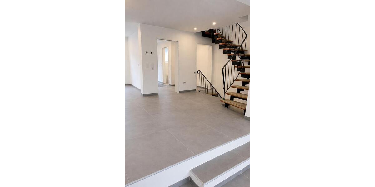 Reihenhaus Gelsenkirchen Buer - 7 Zimmer, 157 m&sup2;, 549.000&euro; | Angebot:25022501