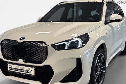 BMW iX1 24.918 km 53.890 &euro; Dorsten 46282