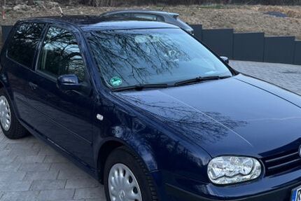 VW Golf 146.000 km 1.899 &euro; Herten 45701