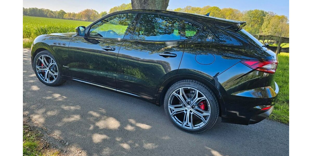 Maserati Gransport 72.600 km 63.500 &euro; Recklinghausen 45657