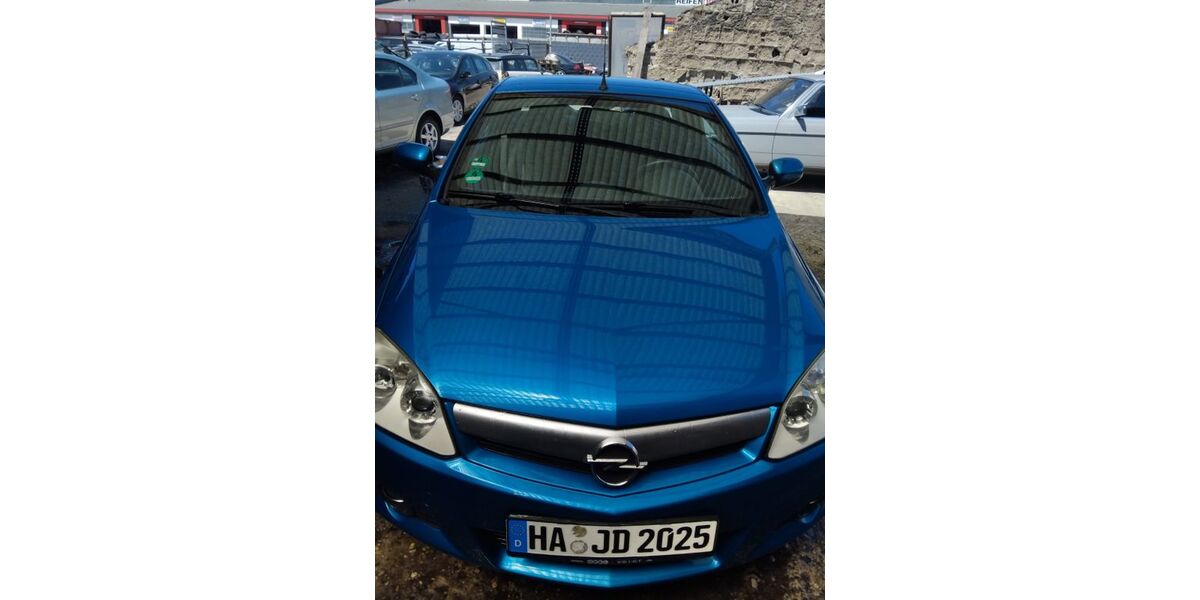 Opel Tigra 91.000 km 2.300 &euro; Dortmund 44309
