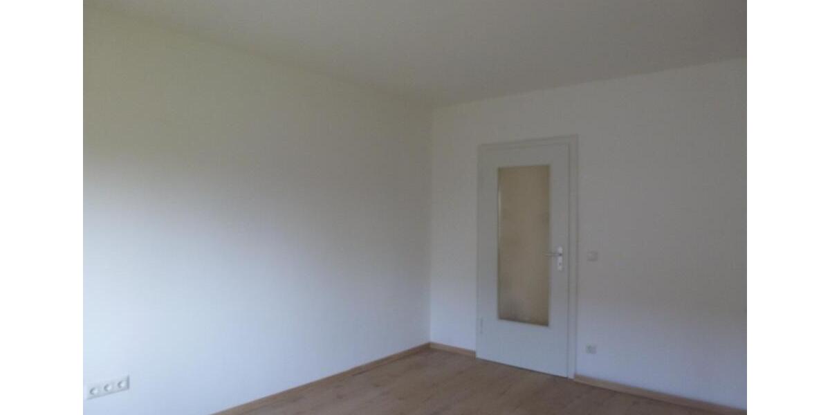 Renovierte 2.5 Zimmer Wohnung 2 zimmer