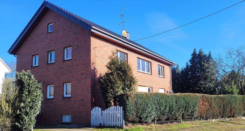 Mehrfamilienhaus, Wohnhaus Dorsten Holsterhausen - 8 Zimmer, 223 m&sup2;, 350.000&euro; | Angebot:25409987