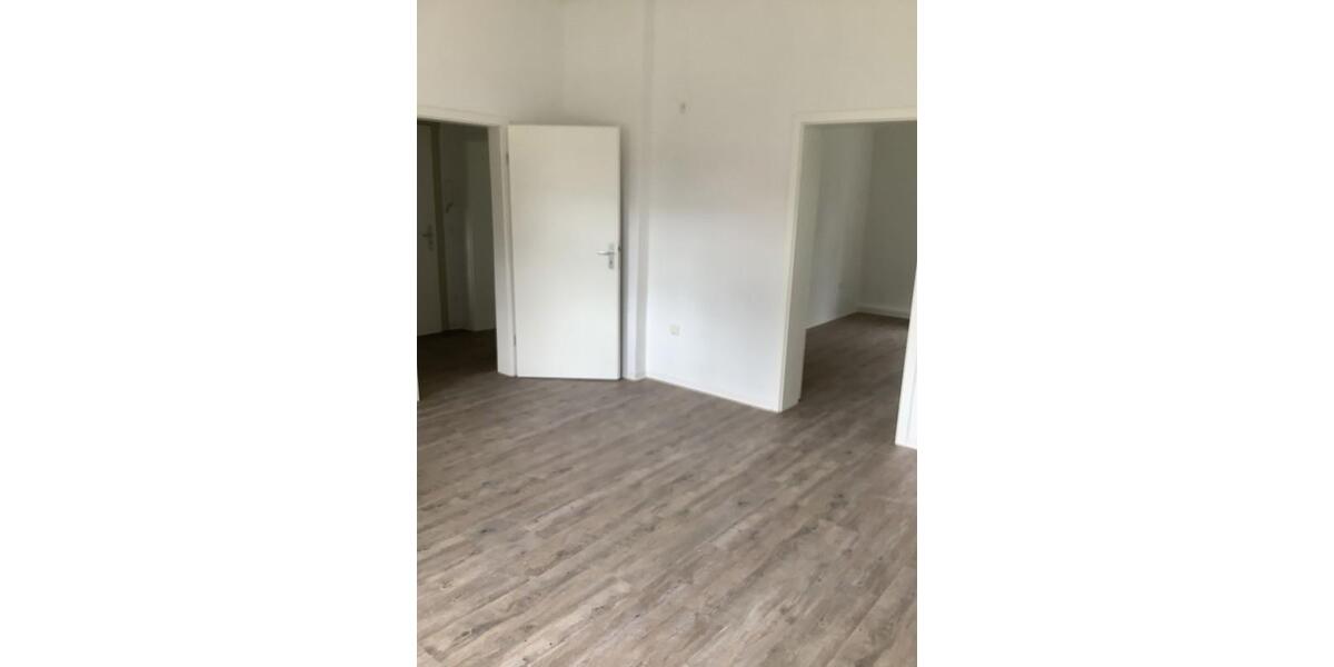 Komm nach Styrum! Perfekt renovierte 2 Zimmer mit großer Küche und Balkon , kurzfristig 2 zimmer