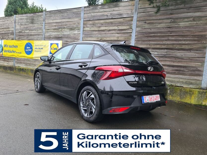 Hyundai i20 18.700 km 15.300 € Essen 45276