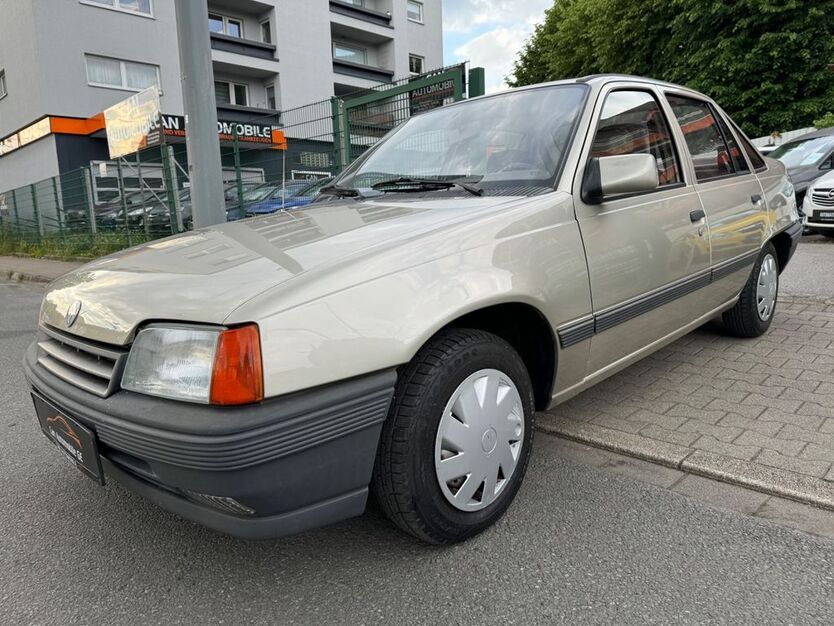 Opel Kadett 130.844 km 5.990 € Gelsenkirchen 45899