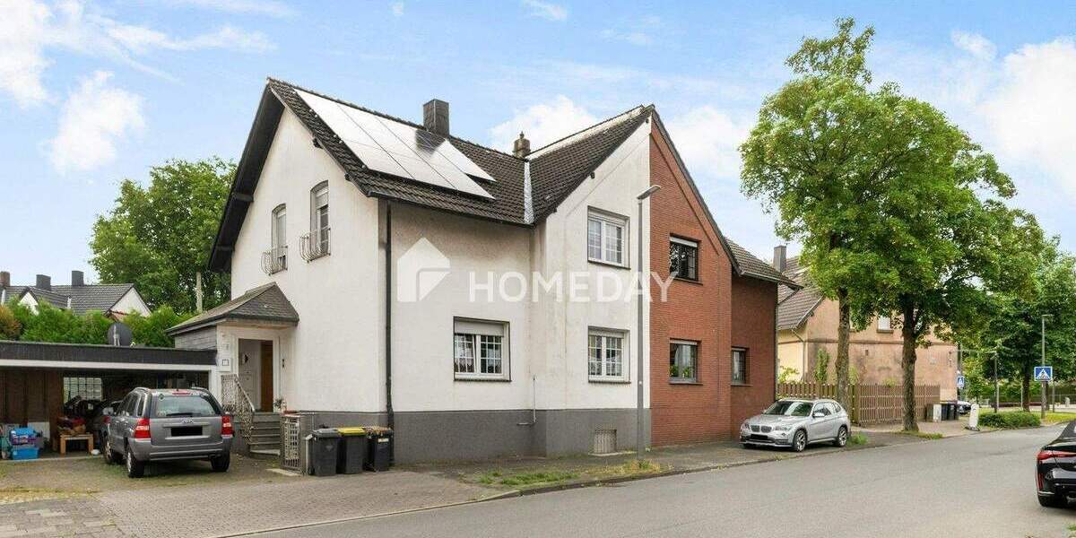 Doppelhaushälfte mit modernisierter Ausstattung, Doppelgarage und nachhaltiger Energieversorgung 5 zimmer